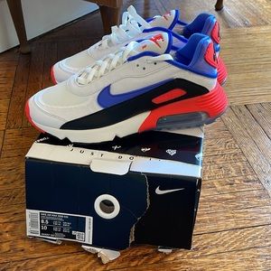 NIKE AIR MAX 2090 EOI